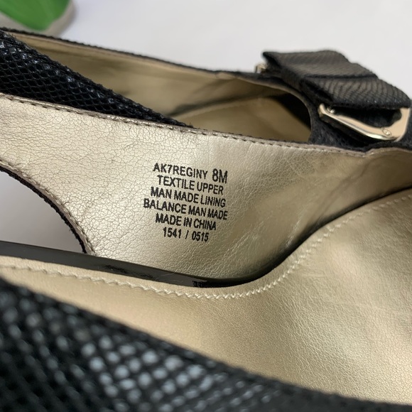 Anne Klein Reginy iflex black platformed heels with front flat bowtie size 8 - Picture 7 of 7